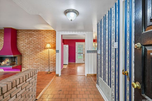 7906 ROBIN REST DR, San Antonio, TX 78209