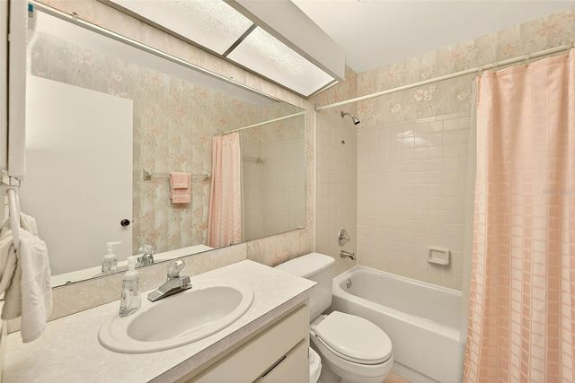 3934 SHORESIDE CIRCLE, Tampa, FL 33624