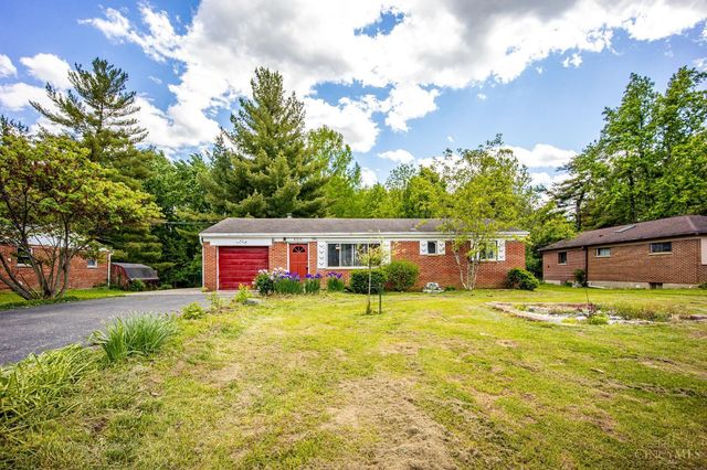 9315 Greenhedge Lane, Symmes Twp, OH 45140