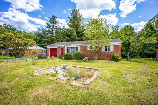 9315 Greenhedge Lane, Symmes Twp, OH 45140