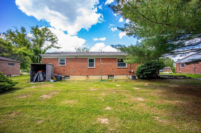 9315 Greenhedge Lane, Symmes Twp, OH 45140