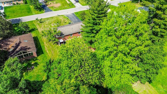 9315 Greenhedge Lane, Symmes Twp, OH 45140