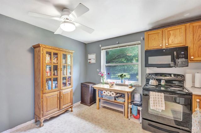 9315 Greenhedge Lane, Symmes Twp, OH 45140