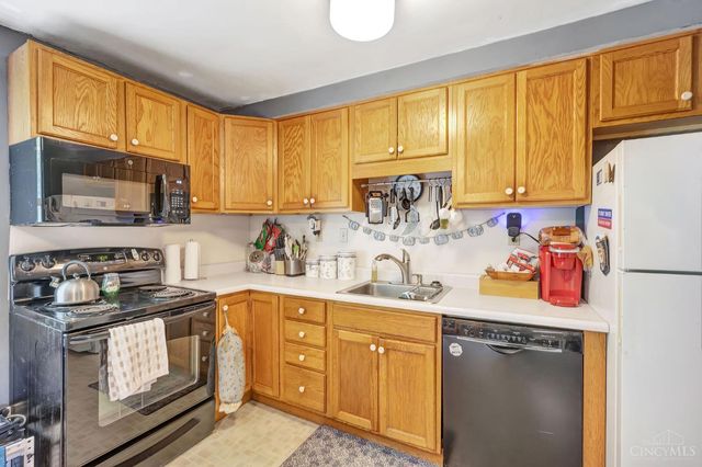 9315 Greenhedge Lane, Symmes Twp, OH 45140