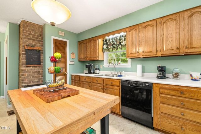 5204 Tabbs Creek Lane, Oxford, NC 27565