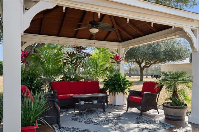 3255 Scott Dairy Loop W Road, Mobile, AL 36695