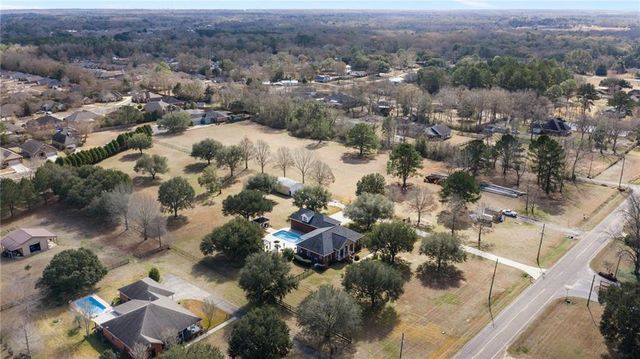 3255 Scott Dairy Loop W Road, Mobile, AL 36695