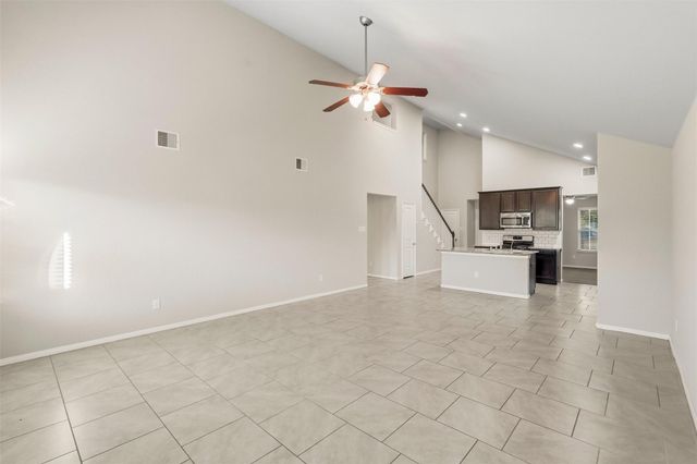 2202 Tannin Trace, Fresno, TX 77545