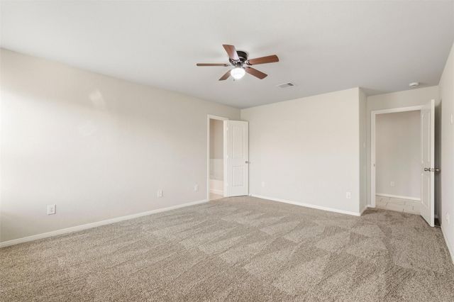 2202 Tannin Trace, Fresno, TX 77545