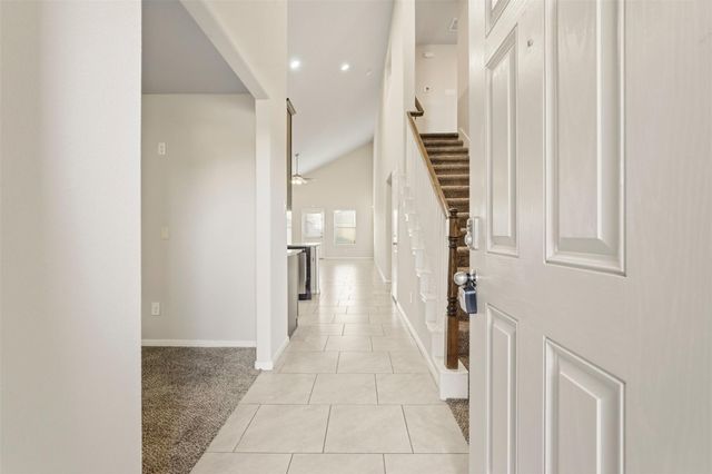 2202 Tannin Trace, Fresno, TX 77545
