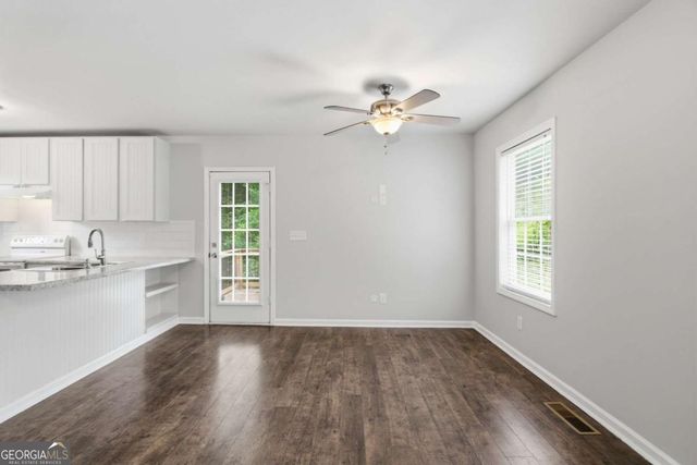 211 First Street, Woodstock, GA 30188