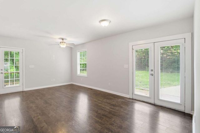211 First Street, Woodstock, GA 30188