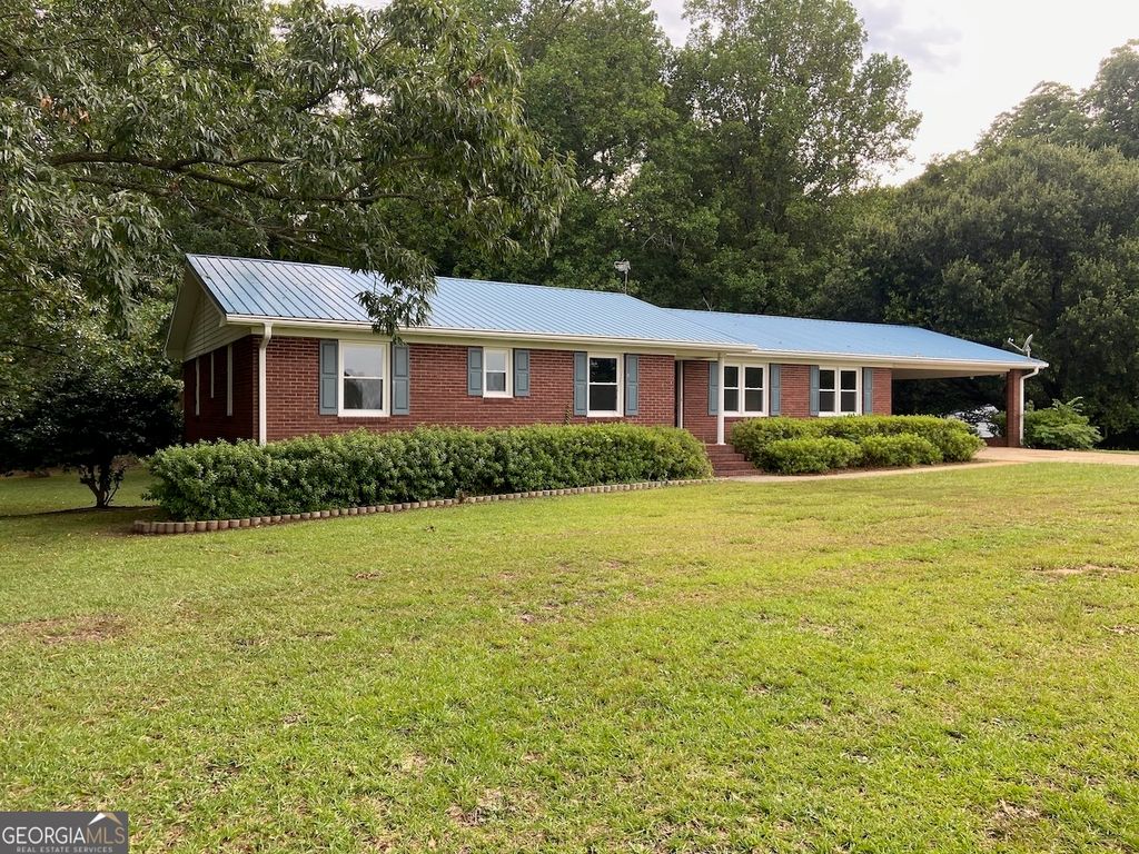 1947 Ga Highway 42, Byron, GA 31008