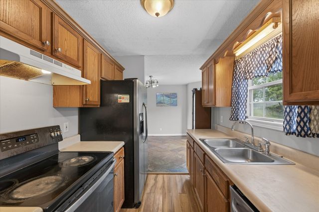 1862 Timberline Pl, Clarksville, TN 37042