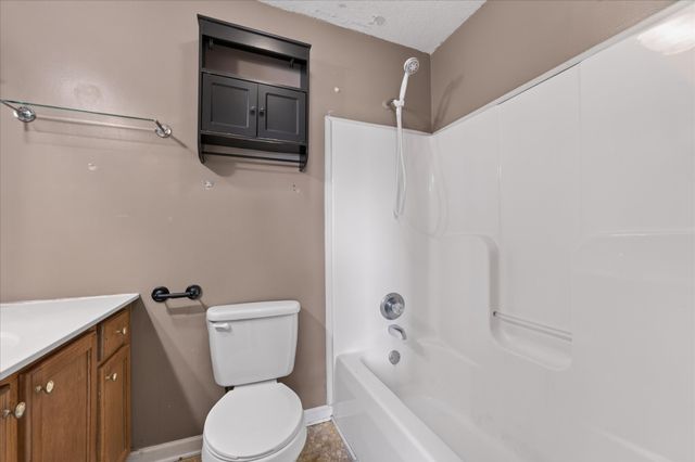 1862 Timberline Pl, Clarksville, TN 37042