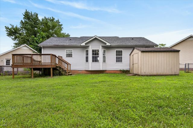 1862 Timberline Pl, Clarksville, TN 37042