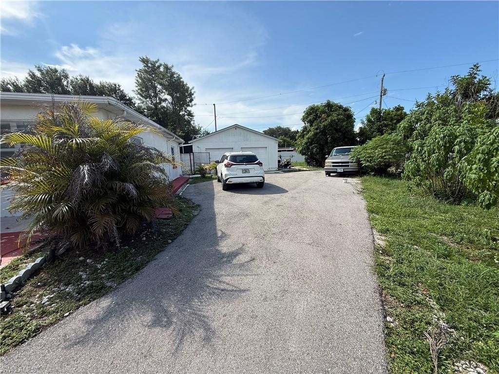 35 Andora ST, LEHIGH ACRES, FL 33936 — photo 3