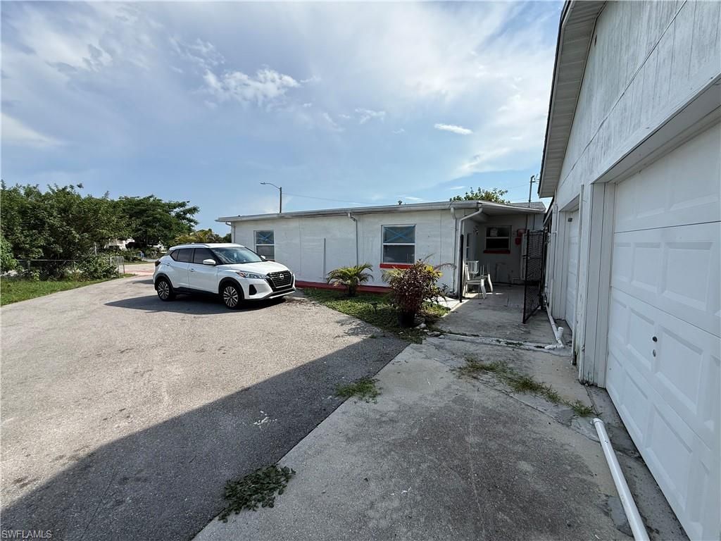 35 Andora ST, LEHIGH ACRES, FL 33936 — photo 4