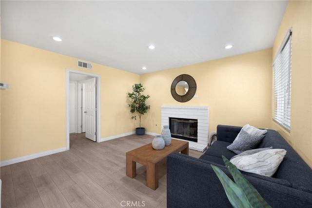 618 Bowcreek, Diamond Bar, CA 91765