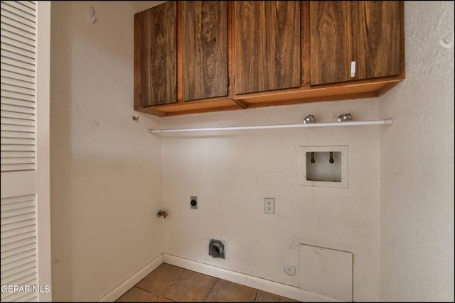 6130 SIERRA VALLE Lane, El Paso, TX 79912