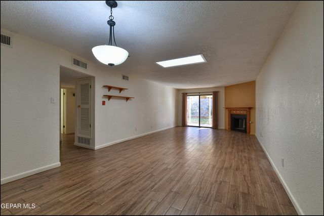 6130 SIERRA VALLE Lane, El Paso, TX 79912