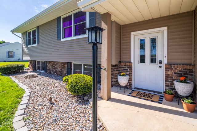 2672 E State Road 4, La Porte, IN 46350