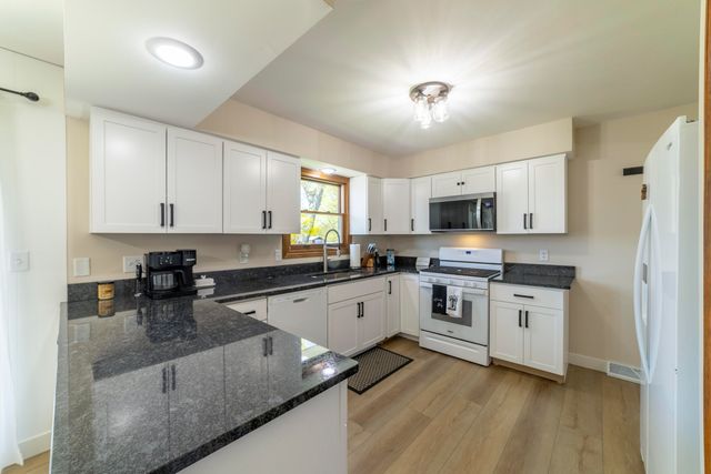 2672 E State Road 4, La Porte, IN 46350