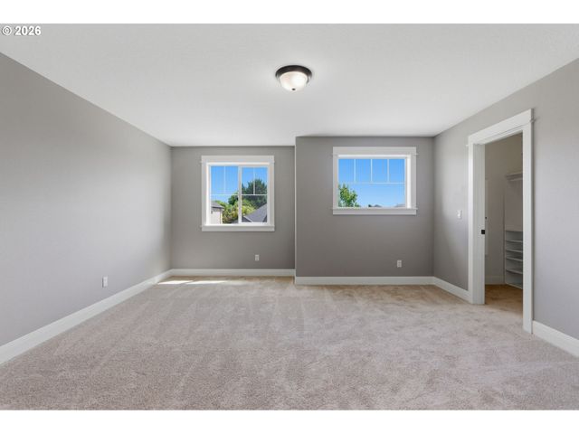 330 Se 13TH Pl, Canby, OR 97013