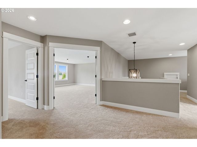 330 Se 13TH Pl, Canby, OR 97013
