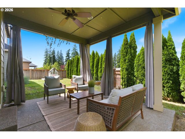 330 Se 13TH Pl, Canby, OR 97013