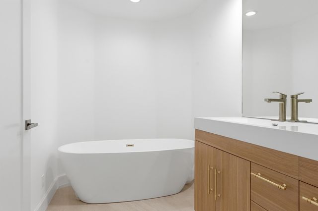 9677 N Springs Way, Coral Springs, FL 33076