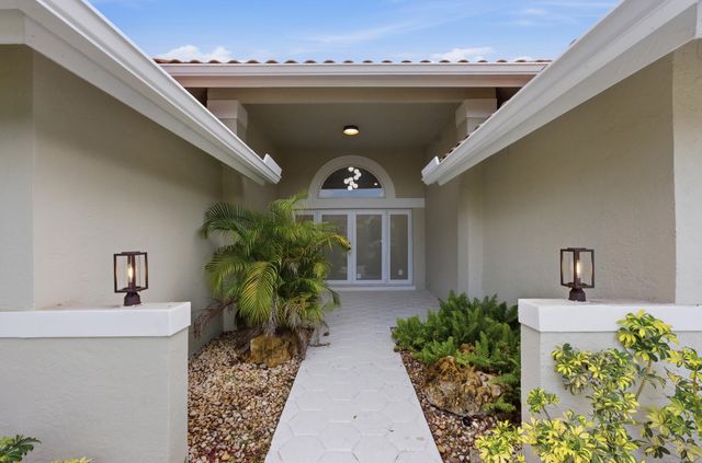 9677 N Springs Way, Coral Springs, FL 33076