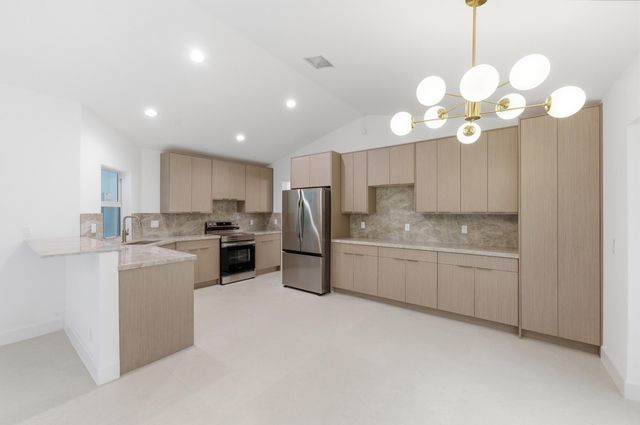 9677 N Springs Way, Coral Springs, FL 33076