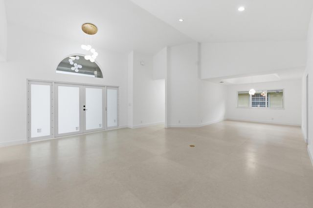 9677 N Springs Way, Coral Springs, FL 33076