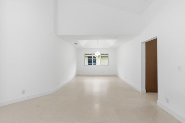 9677 N Springs Way, Coral Springs, FL 33076