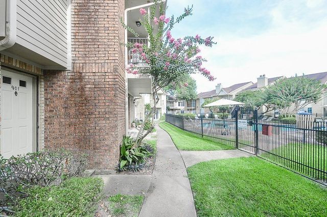 3600 Jeanetta Street 901, Houston, TX 77063