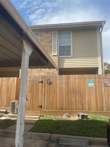 3600 Jeanetta Street 901, Houston, TX 77063