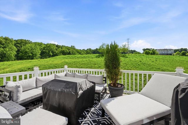 1840 HONEYSUCKLE CT, Downingtown, PA 19335