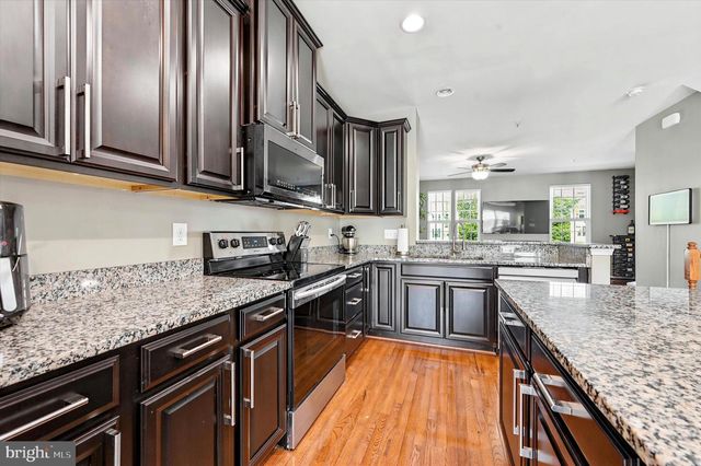 1840 HONEYSUCKLE CT, Downingtown, PA 19335