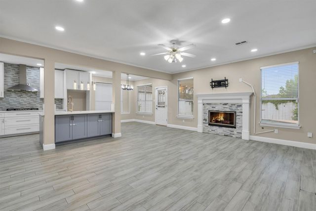 233 Keswick Lane, Mesquite, TX 75150