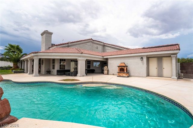 6315 North Grand Canyon Drive, Las Vegas, NV 89149