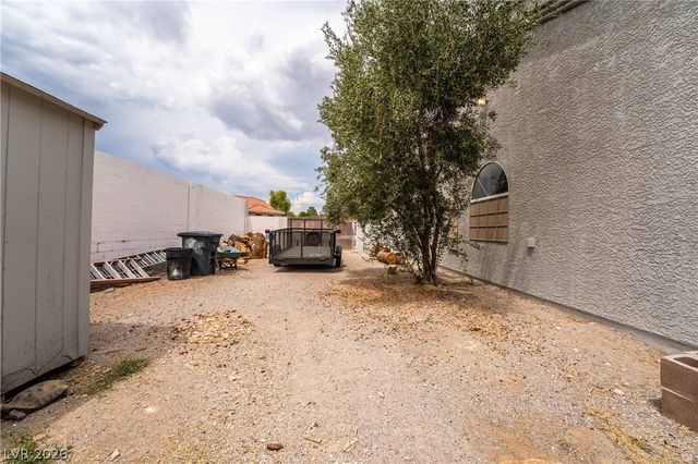 6315 North Grand Canyon Drive, Las Vegas, NV 89149