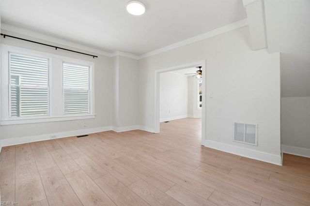 327 48th ST, Newport News, VA 23607