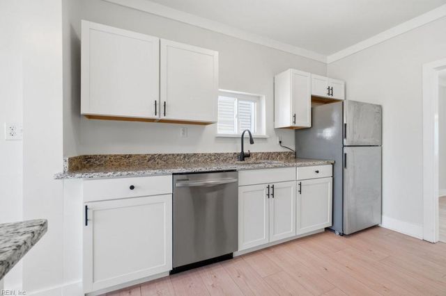 327 48th ST, Newport News, VA 23607