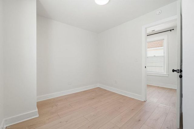 327 48th ST, Newport News, VA 23607