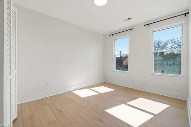 327 48th ST, Newport News, VA 23607