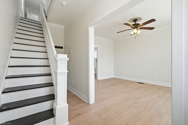 327 48th ST, Newport News, VA 23607