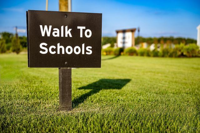 2059 Sunflower Place, Batavia, OH 45103