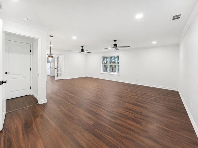 1739 Starwood DR, Cedar Park, TX 78613