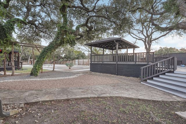 1739 Starwood DR, Cedar Park, TX 78613